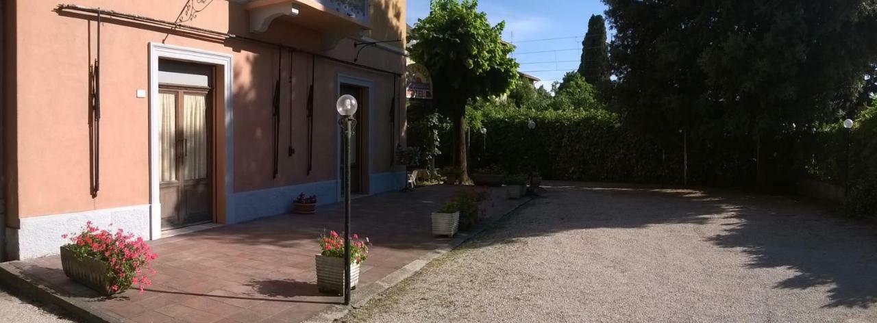 B&B Florida House Passignano sul Trasimeno Extérieur photo